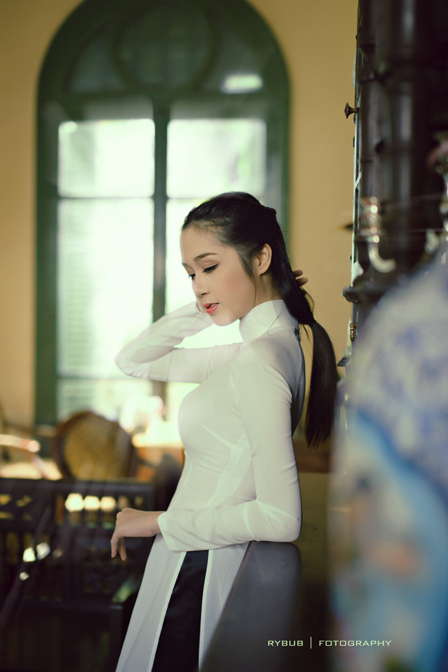 喜爱夜蒲1大尺度吃乳